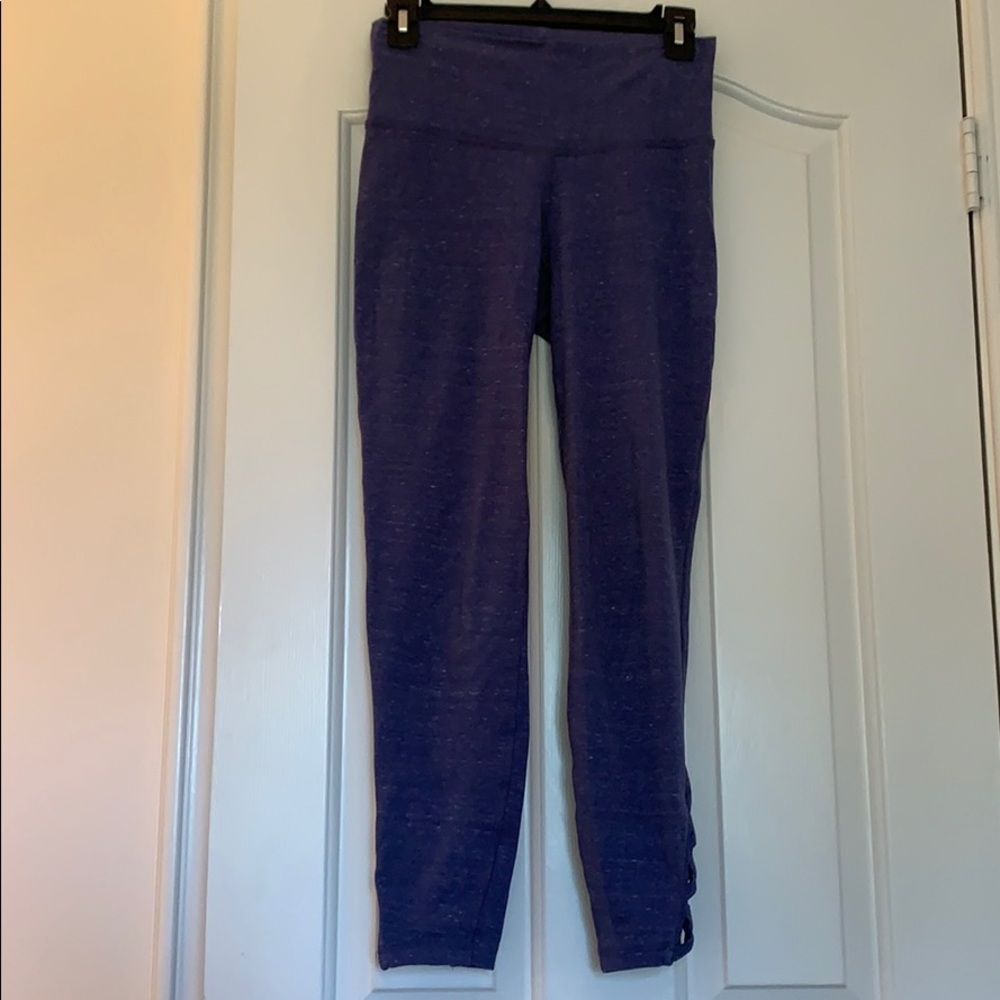 Blue leggings